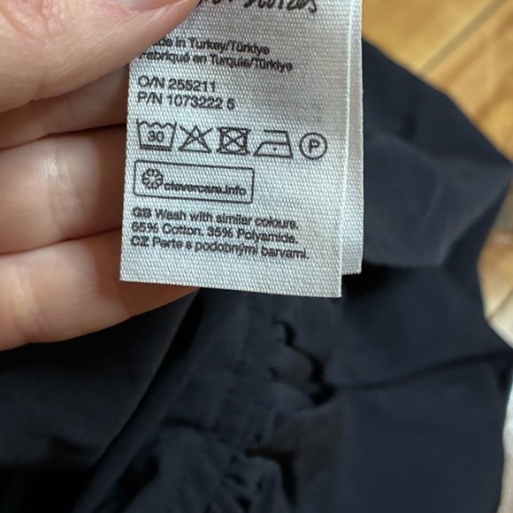 & Other Stories Ruffled One-Shoulder Top - Picture 8 of 8